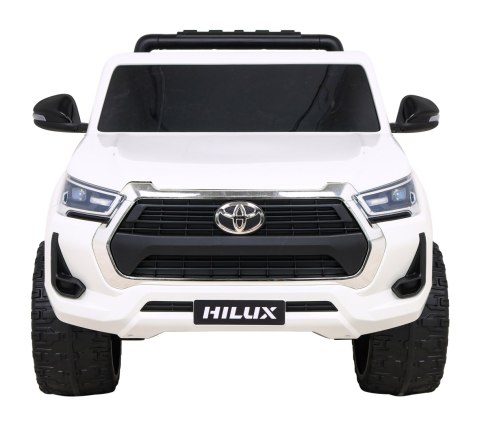 Toyota Hilux na akumulator dla dzieci Biały + Napęd 4x4 + Pilot + 2 bagażniki + Radio MP3 + LED