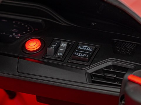 Pojazd BMW M4 Czerwony