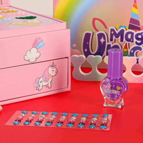 Kuferek zestaw kosmetyków do makijażu i paznokci makeup kosmetyki cienie lakiery szuflady jednorożec