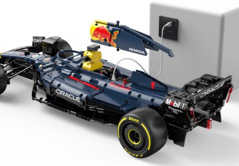 R/C 1:8 Red Bull F1 RB19 Klocki 2464el. RASTAR