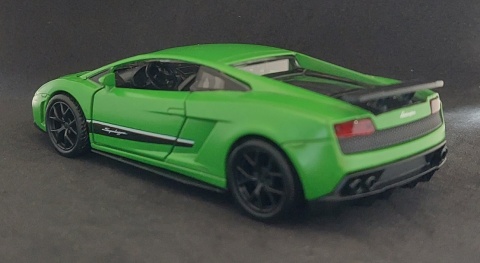 Lamborghini Gallardo LP 570-4 Superleggera 1:32 Auto Samochód Pull-Back