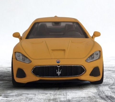 Maserati GranTurismo 1:32 Auto Kolekcjonerskie Samochód Pull-Back