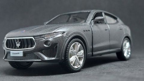 Maserati Levante GTS 1:32 Auto Kolekcjonerskie Samochód Pull-Back