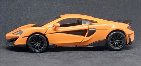McLaren 600LT Orange Auto Kolekcjonerskie Samochód z napędem Pull-Back 1:32