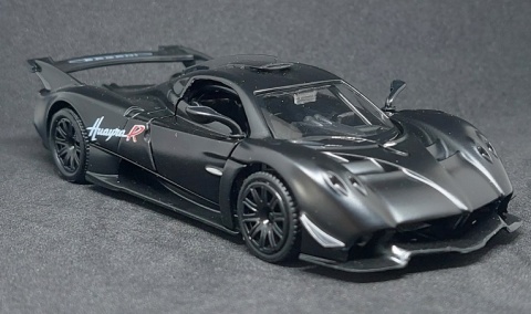 Pagani Huayra R Black Auto Kolekcjonerskie Samochód napęd Pull-Back 1:32