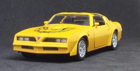 Pontiac Firebird 1978 żółty Auto Kolekcjonerskie Samochód Screaming Chicken