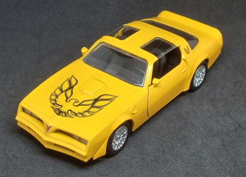 Pontiac Firebird 1978 żółty Auto Kolekcjonerskie Samochód Screaming Chicken