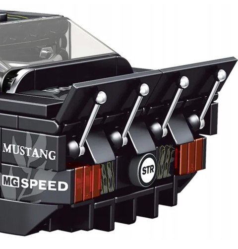 „Zestaw Klocków Mould King – Czarne Sportowe Auto 414 elementów z gumowymi oponami i boxem wystawowym