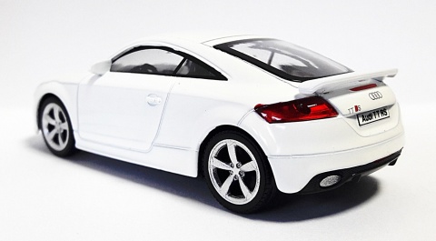 Audi TT Coupe biały Samochód Die-Cast 1:43 auto do kolekcji i zabawy