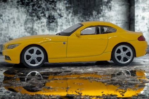 BMW Z4 Samochód Die-Cast 1:43 auto dla kolekcjonera i dziecka
