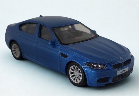 BMW M5 niebieski samochód Die-Cast 1:43 auto dla kolekcjonera i dziecka