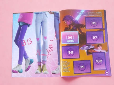 KPOP Demon Hunters Album Kolekcjonerski + Naklejki i Plakat