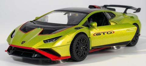 Lamborghini Huracan STO RASTAR 1:32 Zielony Model Metalowy dżwięk światło