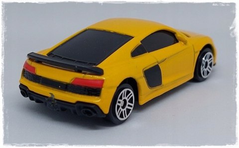 Audi R8 Coupe Resorak Samochodzik RMZ
