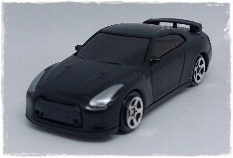 Nissan GT-R (R35) Resorak Samochodzik RMZ